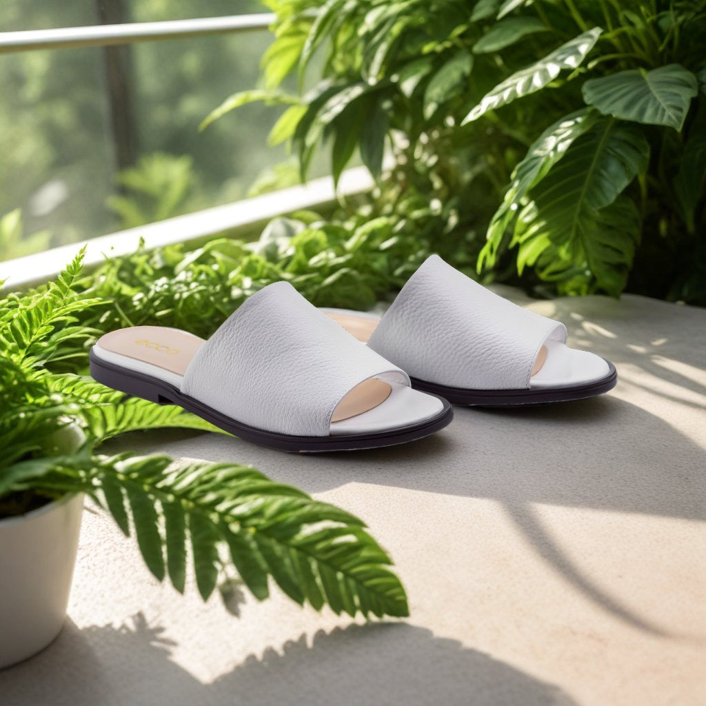 ECCO Flat Sandal II white Full